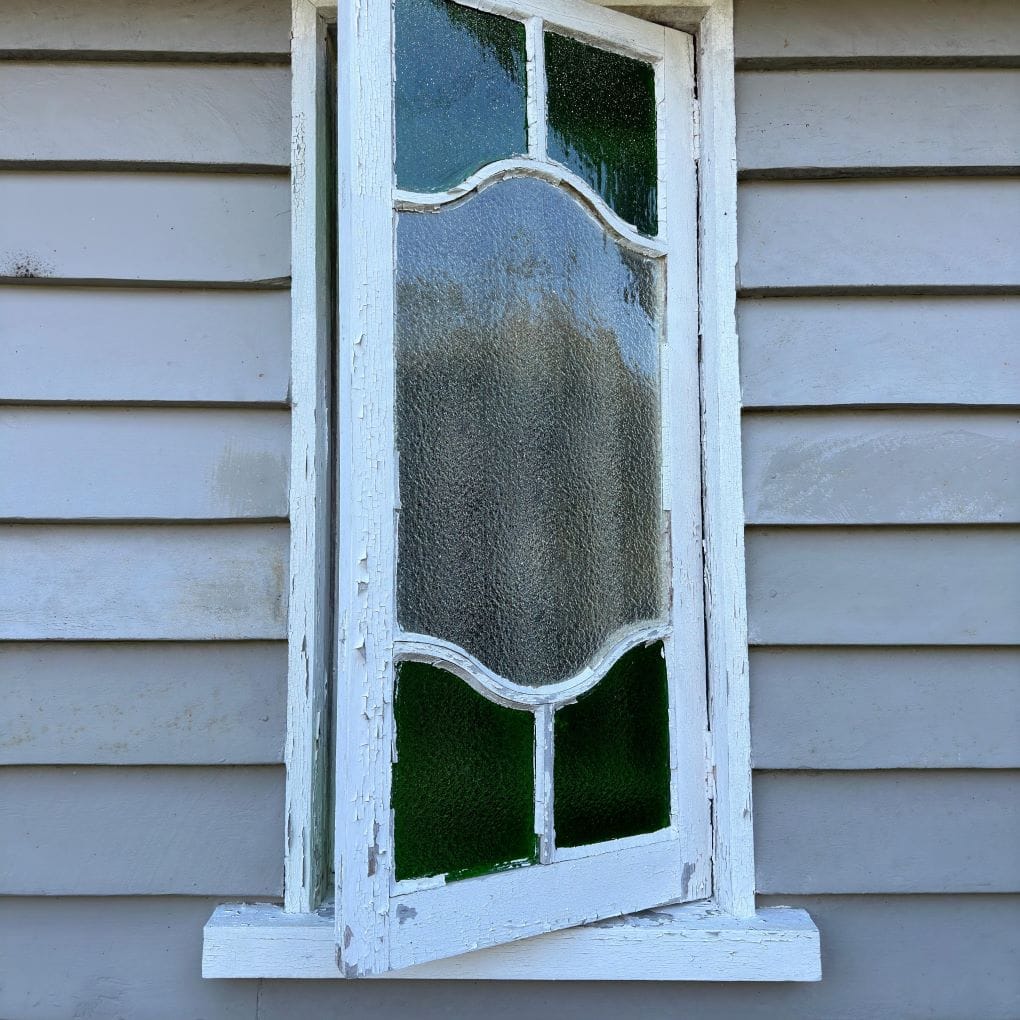 peeling exterior paint